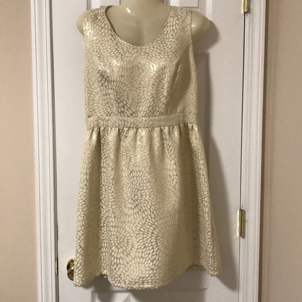 Good and off-white holiday dress